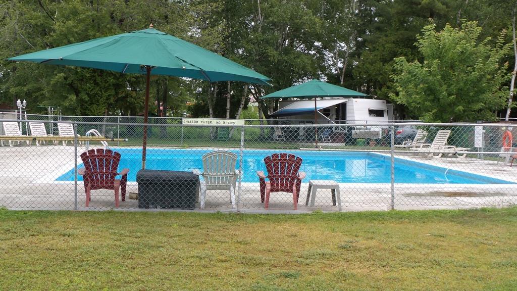 Franklin Motel, Tent & Trailer Park 노스 베이 외부 사진